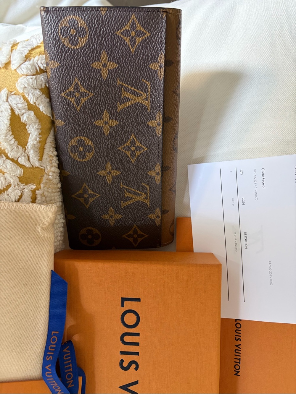 Emilie Wallet in Reverse Monogram - Picture 2 of 3